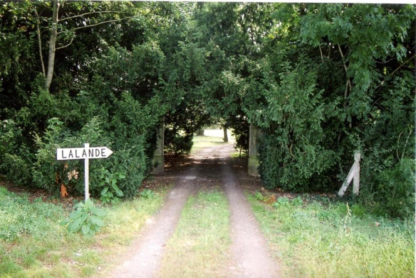 Domaine De Lalande Bed & Breakfast Venes Luaran gambar